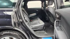 2021 Audi Q7 45 TDI Quattro Premium, чёрный — фото 15
