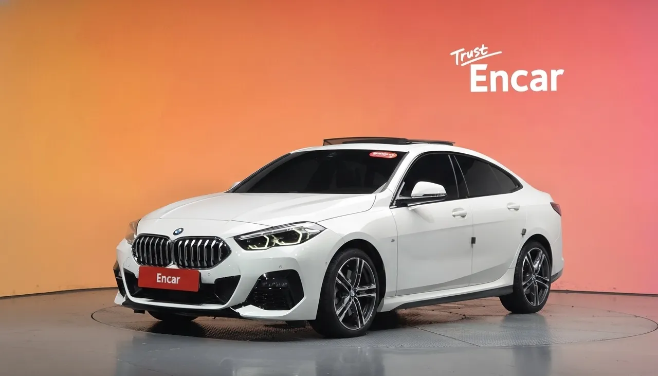 2022 BMW 2-Series 220i M Sports