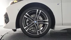 2022 BMW 2-Series 220i M Sports — фото 5