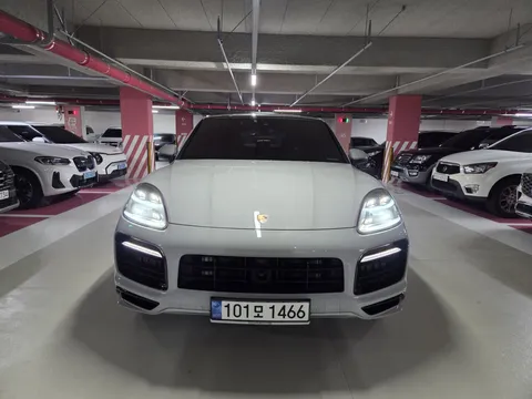 2023 Porsche Cayenne 3.0 COUPE PLATINUM EDITION