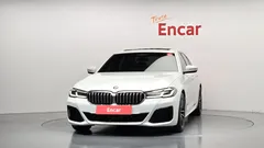 2023 BMW 5-Series 520i M Sport — фото 3