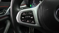 2023 BMW 5-Series 520i M Sport — фото 19