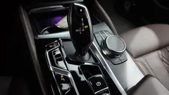 2023 BMW 5-Series 523d xDrive M Sport — фото 9