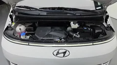 2023 Hyundai Staria 4WD Tourer 9-Seater — фото 6
