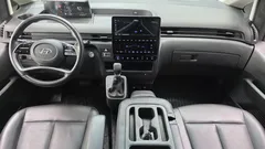2023 Hyundai Staria 4WD Tourer 9-Seater — фото 14