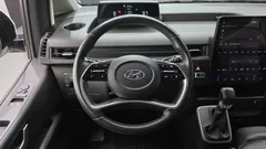 2023 Hyundai Staria 4WD Tourer 9-Seater — фото 16