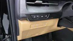 2023 Kia Carnival Diesel 9-Seater Prestige — фото 12