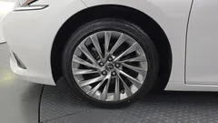 2023 Lexus ES Luxury Plus, белый — фото 5