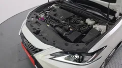 2023 Lexus ES Luxury Plus, белый — фото 6