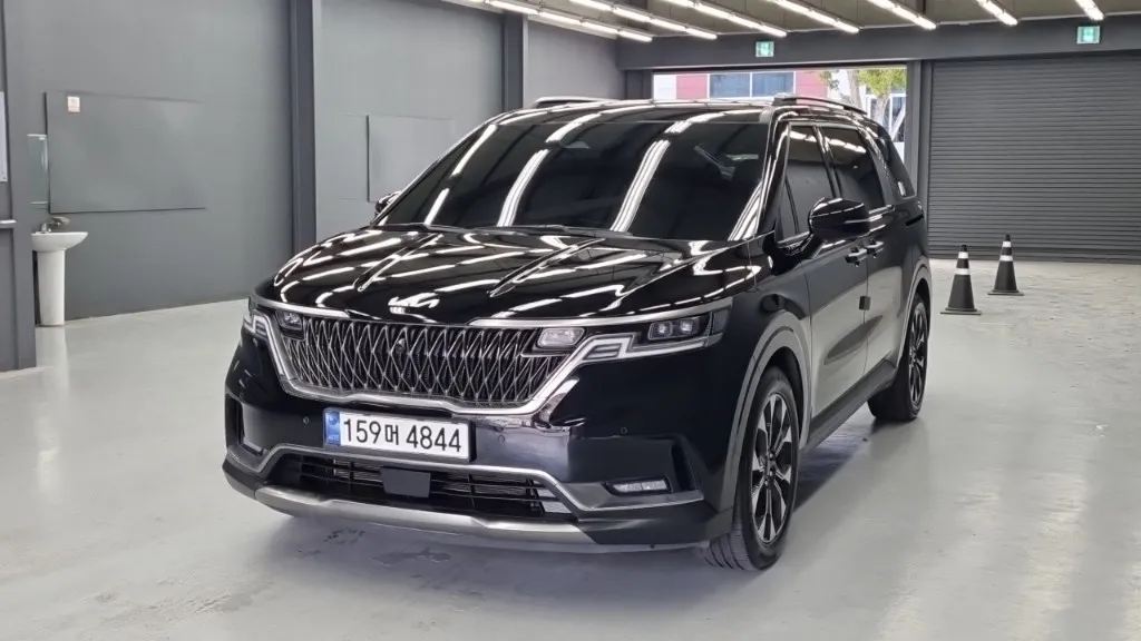 2023 Kia Carnival Gasoline 9-Seater Signature