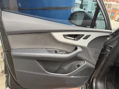 2023 Audi Q7 55 TFSI Quattro Premium — фото 17
