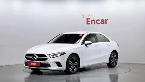 2022 Mercedes-Benz A-Class A220 Sedan