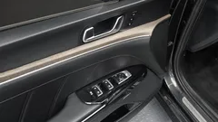 2022 Kia K5 Signature — фото 20