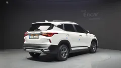 2023 Kia Seltos Gasoline 1.6 Turbo 2WD — фото 2