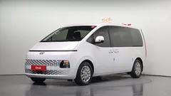 2022 Hyundai Staria Tourer 9-Seater — фото 1
