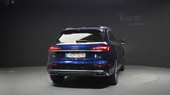 2022 Audi Q5 45 TFSI Quattro Premium — фото 4