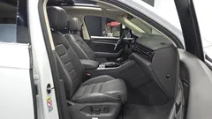 2023 Volkswagen Touareg 3.0 TDI Prestige — фото 15