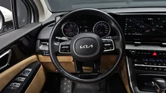2023 Kia Carnival Diesel 9-Seater Prestige — фото 13