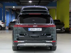 2023 Kia Carnival Gasoline 9-Seater Hi-Limousine — фото 3
