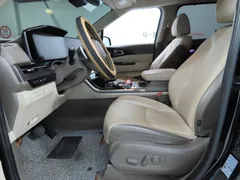 2023 Kia Carnival Gasoline 9-Seater Hi-Limousine — фото 6
