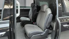 2024 Kia Canival Diesel 9-Seater Signature, чёрный — фото 12