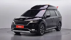 2023 Kia Carnival Diesel 7-Seater Hi-Limousine — фото 1