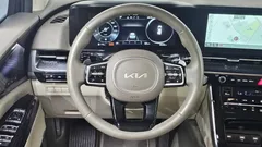 2023 Kia Carnival Diesel 7-Seater Hi-Limousine — фото 14