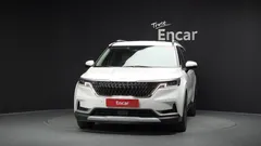 2023 Kia Carnival Diesel 9-Seater Prestige — фото 3
