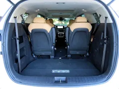 2022 Kia Carnival Diesel 9-Seater Signature — фото 20