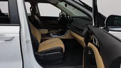 2023 Kia Carnival Diesel 9-Seater Prestige — фото 11