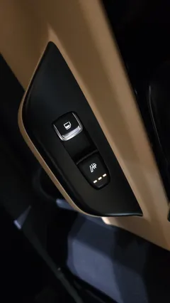2023 Kia Carnival Diesel 9-Seater Prestige — фото 19