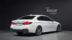 2023 BMW 5-Series 520i M Sport — фото 2