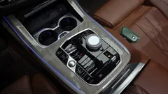 2023 BMW X7 xDrive 40i Design Pure Excellence 6-Seater — фото 9