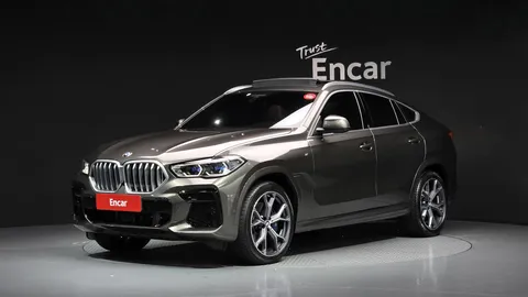 2022 BMW X6 xDrive40i M Sport