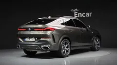 2022 BMW X6 xDrive40i M Sport — фото 3