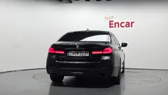 2023 BMW 5-Series 530i xDrive M Sport Package — фото 4