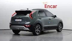 2024 Kia Niro Prestige — фото 2