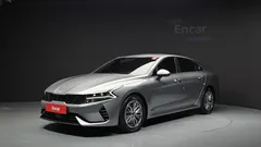 2022 Kia K5 Signature — фото 1
