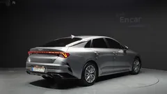 2022 Kia K5 Signature — фото 2