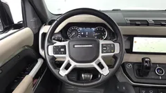 2023 Land Rover Defender 110 D250 SE — фото 13