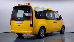 2022 Hyundai Staria L3.5 Kinder Safety Car — фото 2