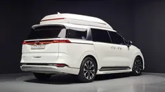 2023 Kia Carnival Gasoline 9-Seater Hi-Limousine — фото 2