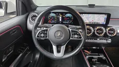 2022 Mercedes-Benz GLB-Class GLB200 d — фото 14