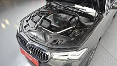 2022 BMW 5-Series 520i M Sport — фото 6