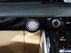 2023 Kia Carnival Diesel 9-Seater Signature — фото 9