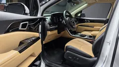 2023 Kia Carnival Diesel 9-Seater Noblesse — фото 10
