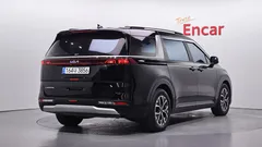 2022 Kia Carnival Diesel 9-Seater Prestige — фото 2