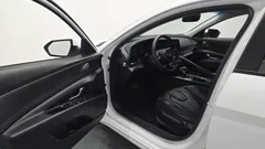 2024 Hyundai AVANTE Smart, белый — фото 10