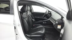 2024 Hyundai AVANTE Smart, белый — фото 11