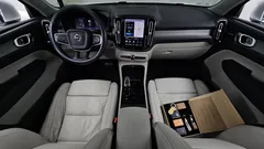 2023 Volvo XC40 B4 Ultimate Bright — фото 7